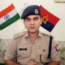वरिष्ठ पुलिस अधीक्षक गौतमबुद्धनगर द्वारा निम्न क्षेत्राधिकारियो के क्षेत्र मे परिवर्तन किया गया है।