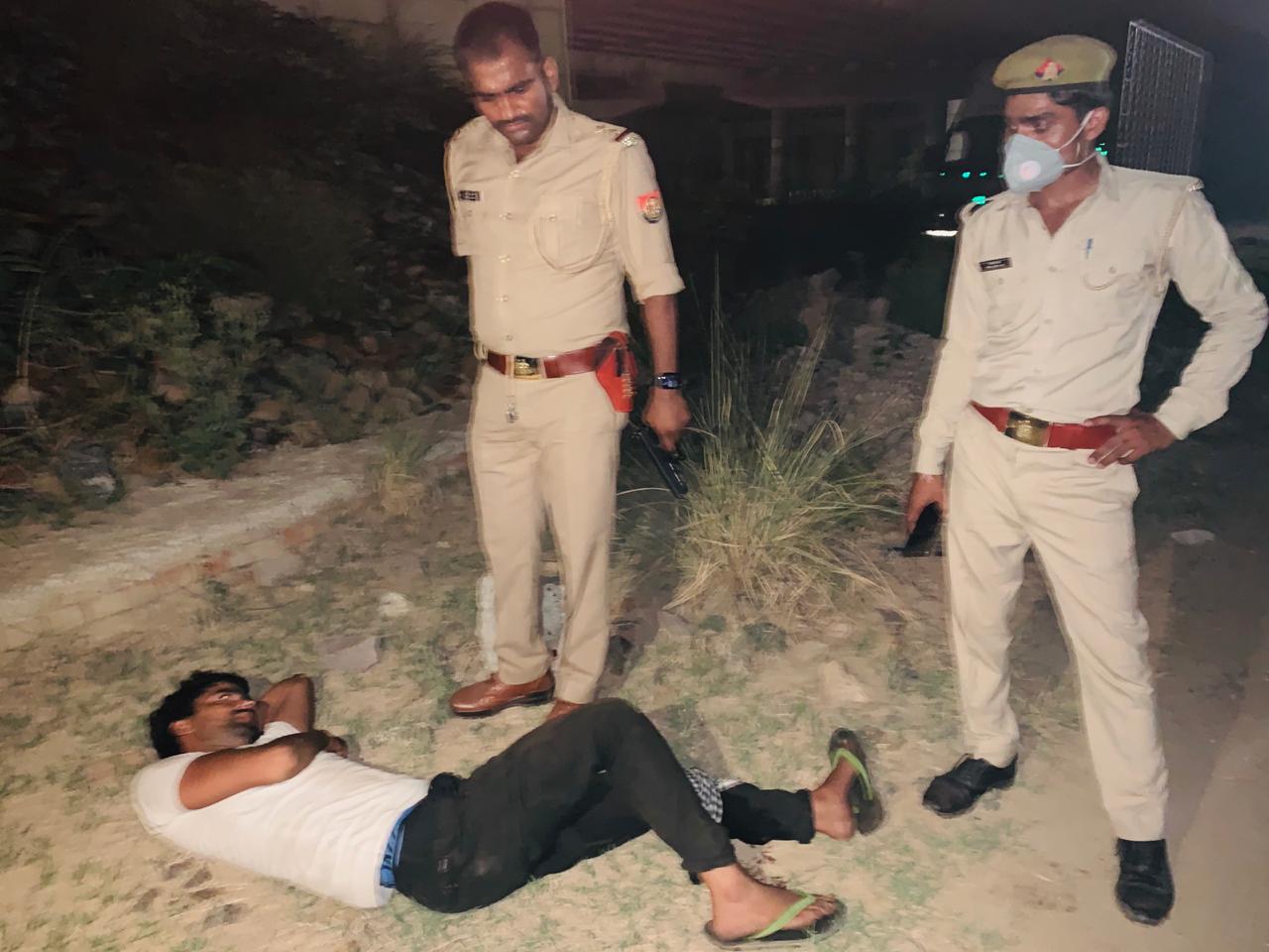 पुलिस और गांजा तस्करो के बीच मुठभेड़,तीन तस्करो को लगी गोली, 36 लाख रुपये का गांजा बरामद
