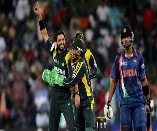 हारने के बाद टीम इंडिया पाकिस्तान से मांगती थी माफी, किया शाहिद अफरीदी ने दावा
