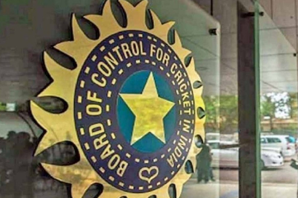 BCCI चुनौती दे सकता है 4800 करोड़ रुपये डेक्कन चार्जर्स को चुकाने के आदेश को