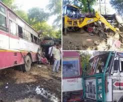 महाराष्ट्र के रायगढ़ में अब तक 16 की मौत इमारत गिरने से , राहत कार्य जारी