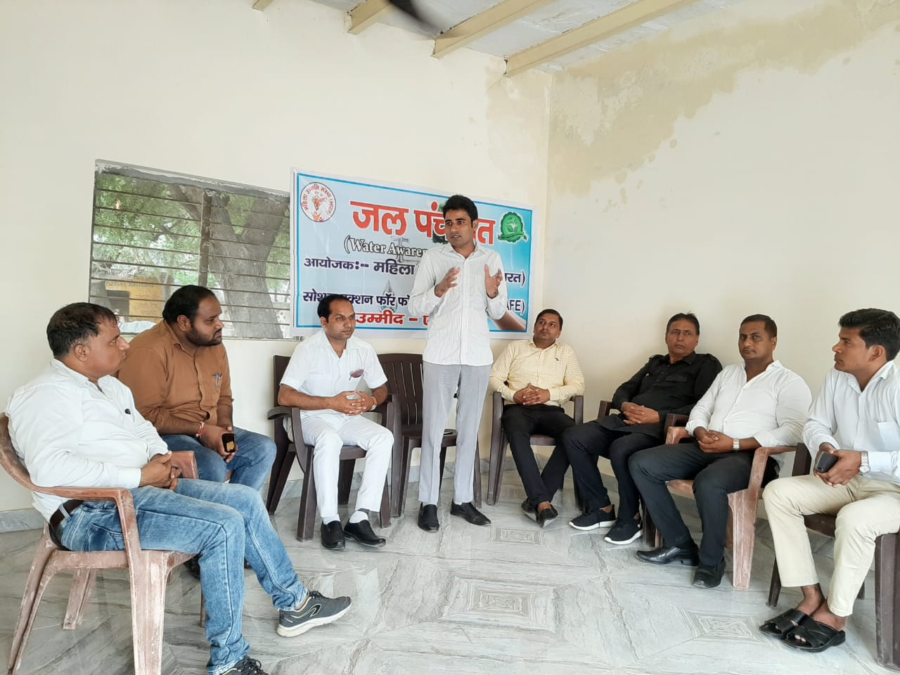 गिरधरपुर गांव की समस्याओं को लेकर करप्शन फ्री इंडिया ने की बैठक