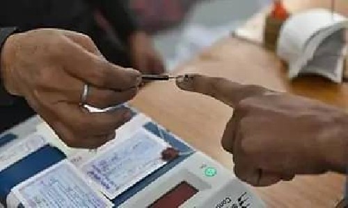 मुजफ्फरपुर: मतदान के दौरान पीठासीन अधिकारी की हार्ट अटैक से मौत