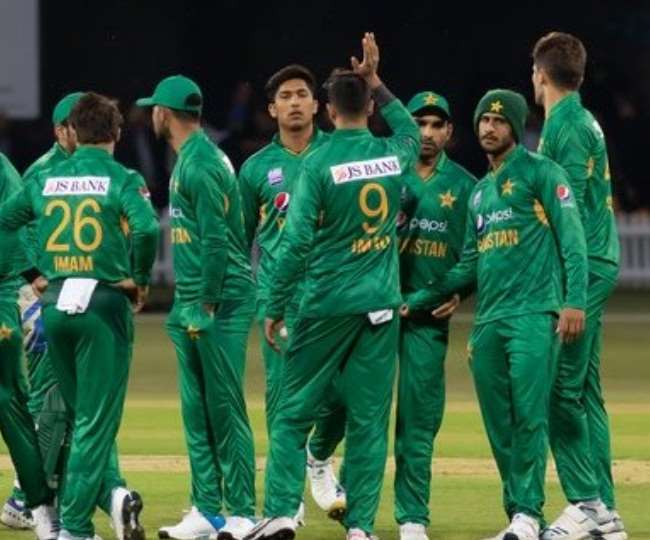 कोरोना पॉजिटिव पाया गया न्यूजीलैंड पहुंचे पाकिस्तान टीम के 6 खिलाड़ियों को