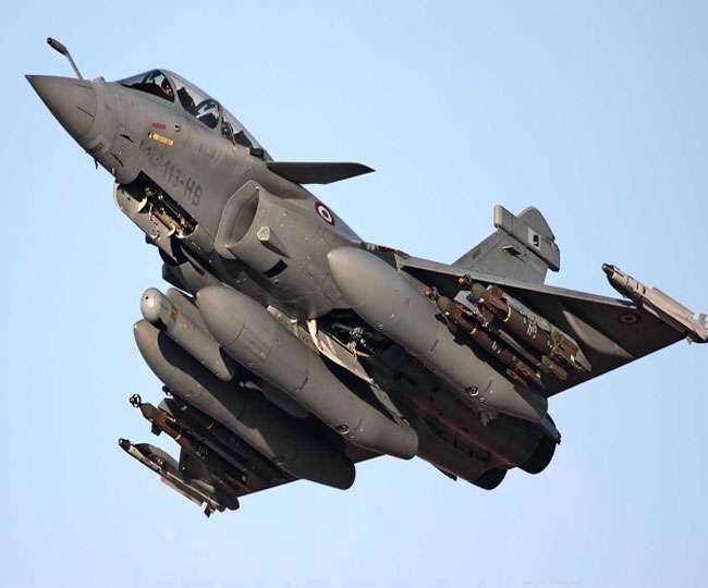 कल मिलेंगे भारतीय वायुसेना को तीन और राफेल लड़ाकू विमान, पांच जेट पहले ही आ चुके हैं भारत