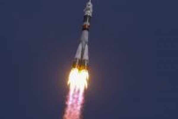 सफल रहा रूस का 36 सैटेलाइटों के साथ रॉकेट प्रक्षेपण