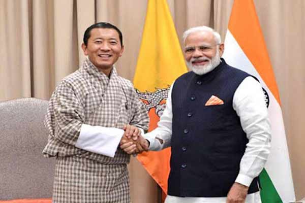 कोरोना टीकाकरण अभियान के लिए भूटान के प्रधानमंत्री ने मोदी को दी बधाई