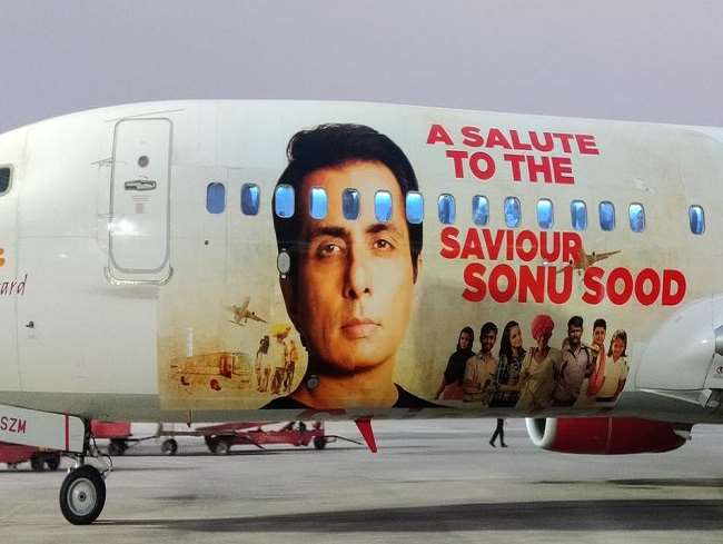 ऐसे जताया आभार, Sonu Sood के मानवीय कार्यों की एयरलाइन कंपनी ने की सराहना