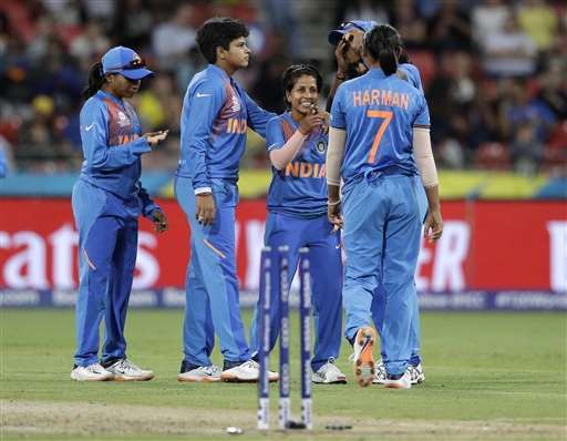 कोच पद से हटने के बाद WV Raman ने भारतीय महिला क्रिकेट टीम की खिलाड़ियों पर लगाए गंभीर आरोप