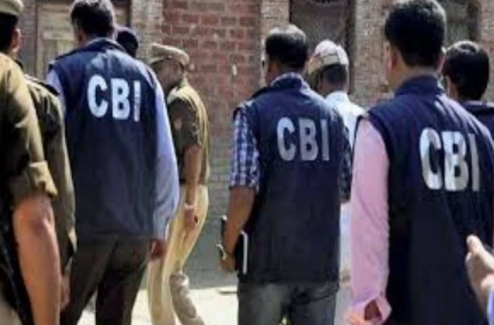 सीबीआई ने तीन करोड़ रुपये नकदी के साथ चार को किया गिरफ्तार