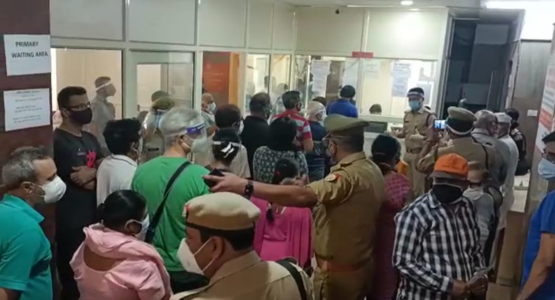 करप्शन फ्री इंडिया संगठन ने उठाई मांग ग्रेनो में कोरोना मरीजों को नहीं मिल रही ऑक्सीजन।