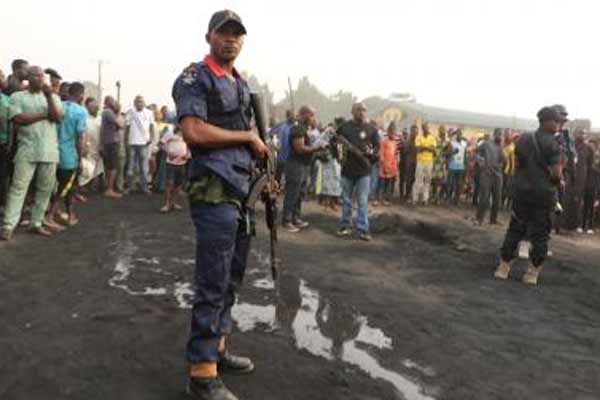 सशस्त्र हमले के बाद Nigeria में 11 का अपहरण