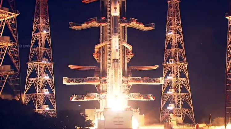 इसरो का EOS-3 सैटेलाइट लॉन्चिंग मिशन फेल, आखिरी समय में क्रायोजेनिक इंजन ने बिगाड़ा खेल