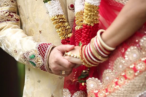 बरात में लड़के वाले की हर्ष फायरिंग से घायल हुआ लड़की का चाचा, दुल्हन ने तोड़ दी शादी