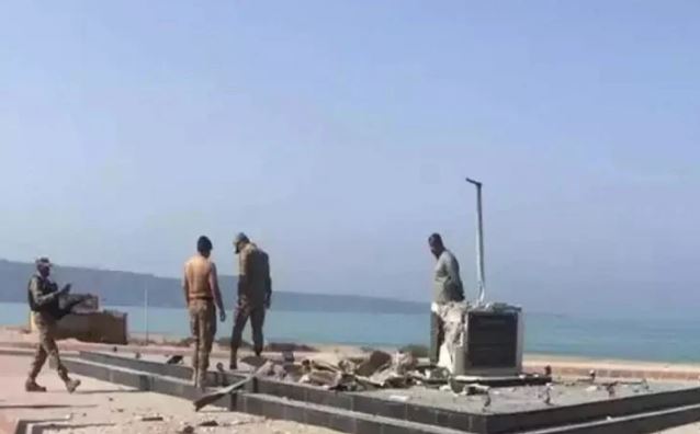 Jinnah statue blew up: बलूचिस्तान में जिन्ना की प्रतिमा को बम से उड़ाया