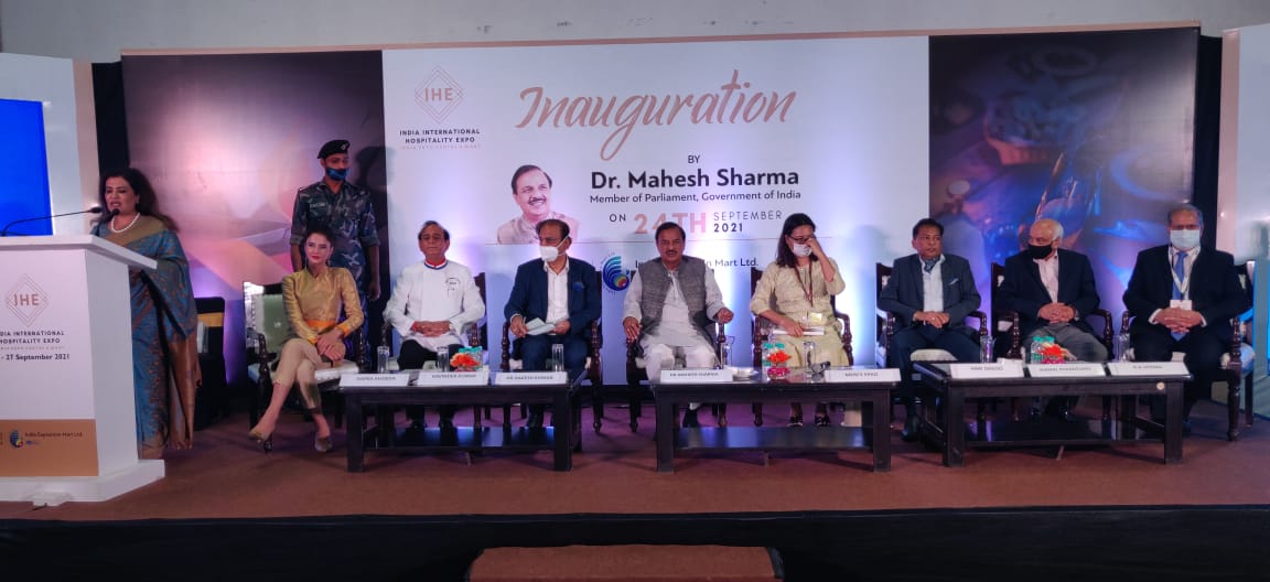इंडिया एक्सपो सेंटर एंड मार्ट, ग्रेटर नोयडा में आईएचई 2021 का शुभारंभ, सांसद डॉक्टर महेश शर्मा ने किया शो का उद्घाटन