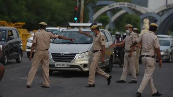 दिनदहाड़े हार्डवेयर की दुकान में घुसकर दो बदमाशों ने व्यापारी से 12 हजार की लूट