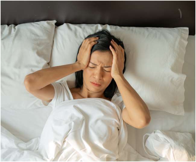 नींद पूरी नहीं होने की वजह से हो सकती हैं ये बीमारिया