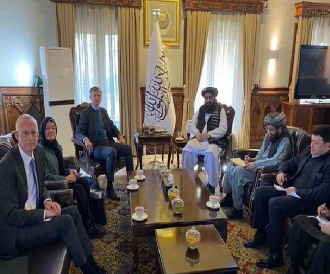तालिबान नेतृत्व से मिले ब्रिटिश अधिकारी, अफगानिस्तान में मानवीय संकट को लेकर हुई चर्चा