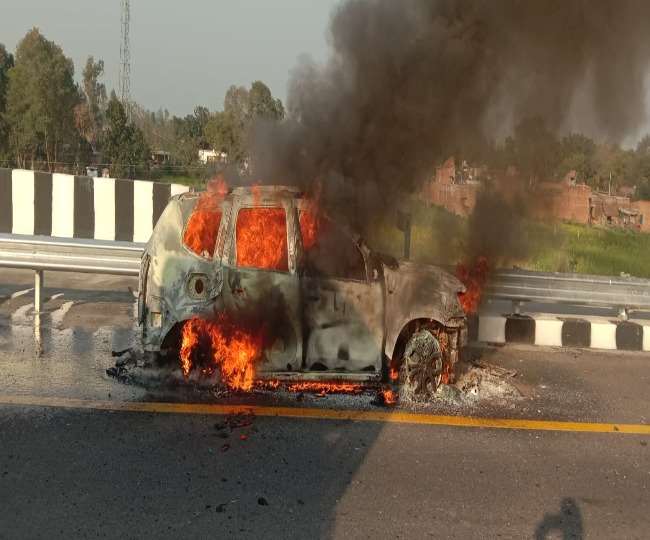 सुल्तानपुर में चलती कार में लगी आग, ड्राइवर ने कूदकर बचाई जान; फायर ब्रिगेड ने पाया काबू