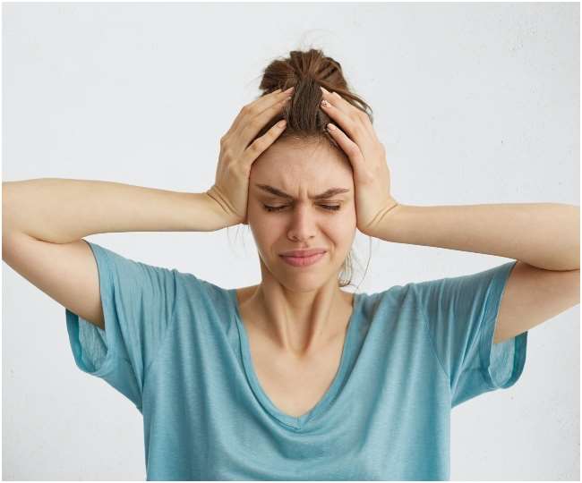 अगर अक्सर आपके भी रहता है सिर में दर्द, तो अपनाएं यह 5 आसान उपाय