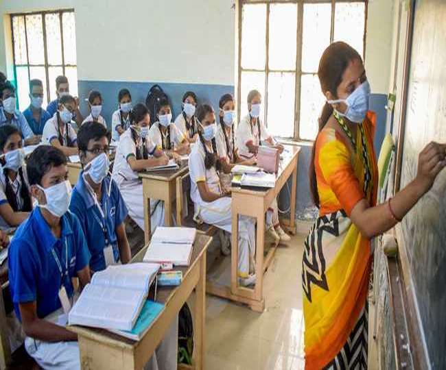 त्रिपुरा सरकार का बड़ा फैसला, स्कूल परिसर में राजनीतिक रैलियों और कार्यक्रमों पर लगाया प्रतिबंध