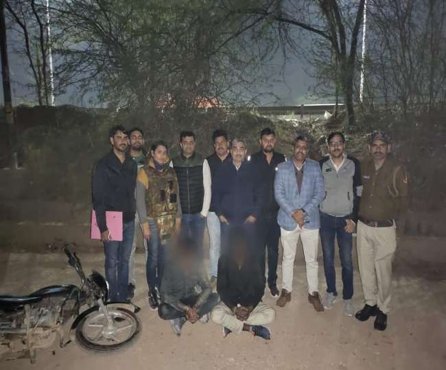 फायरिंग से गूंजा दिल्ली का उत्तरी बाहरी जिला, पुलिस की अपराधियों से मुठभेड़, गिरफ्तार