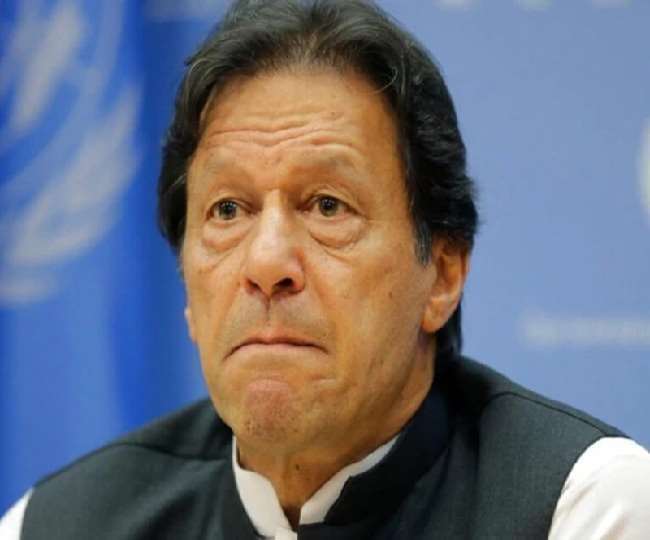पाकिस्तान के PM इमरान खान पर लटकी इस्तीफे की तलवार, अविश्वास प्रस्ताव पेश; बोले- सेना मेरे साथ खड़ी है