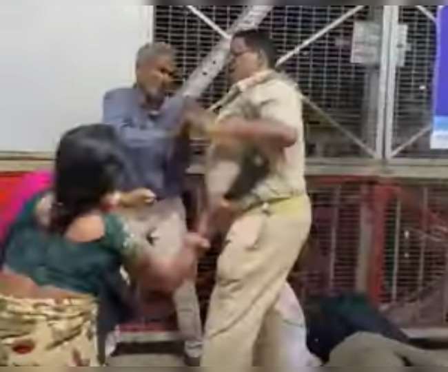 चारबाग स्‍टेशन पर पहले महिला ने चप्‍पल से पीटा, फिर सस्‍पेंड हुआ सिपाही; जानें पूरा मामला