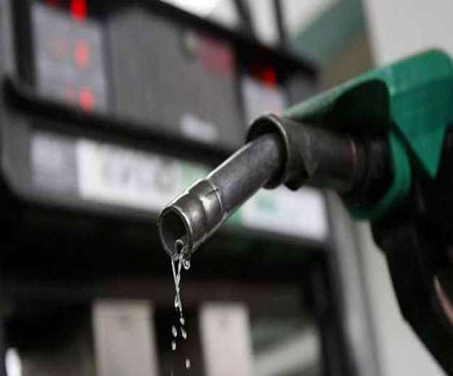 क्या पेट्रोल और डीजल की कीमतें करीब 25 रुपये तक बढ़ जाएँगी, जानिए क्या कहती है विशेषज्ञों की राय