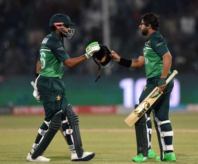 697 रन, 18 छक्के, 56 चौके..पाकिस्तान ने लगाई रिकॉर्ड्स की झड़ी, ऑस्ट्रेलिया पर दर्ज की सबसे धमाकेदार वनडे जीत
