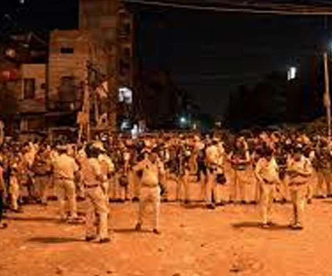 Jahangirpuri Riots: सांप्रदायिक हिंसा में मुख्य साजिशकर्ता समेत 22 गिरफ्तार