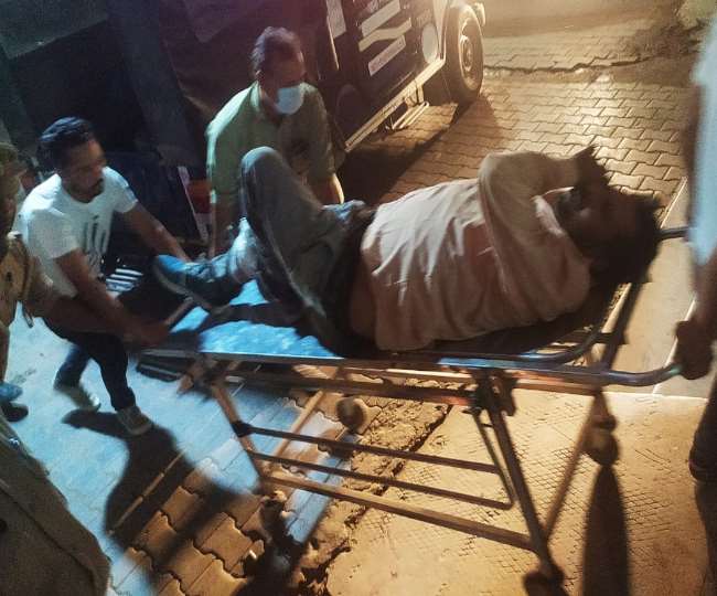 गोरखपुर: पुलिस से मुठभेड़ में दो लुटेरों के पैर में लगी गोली, 10 दिन में दूसरी बार हुआ आमना-सामना