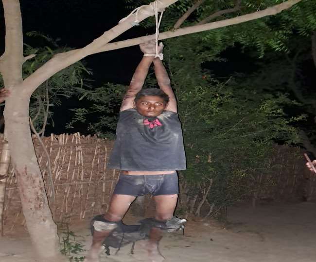 यह तालिबान नहीं यूपी का बहराइच है, जहाँ एक युवक के हाथ-पैर बांध पिटाई कर पेड़ से लटकाया