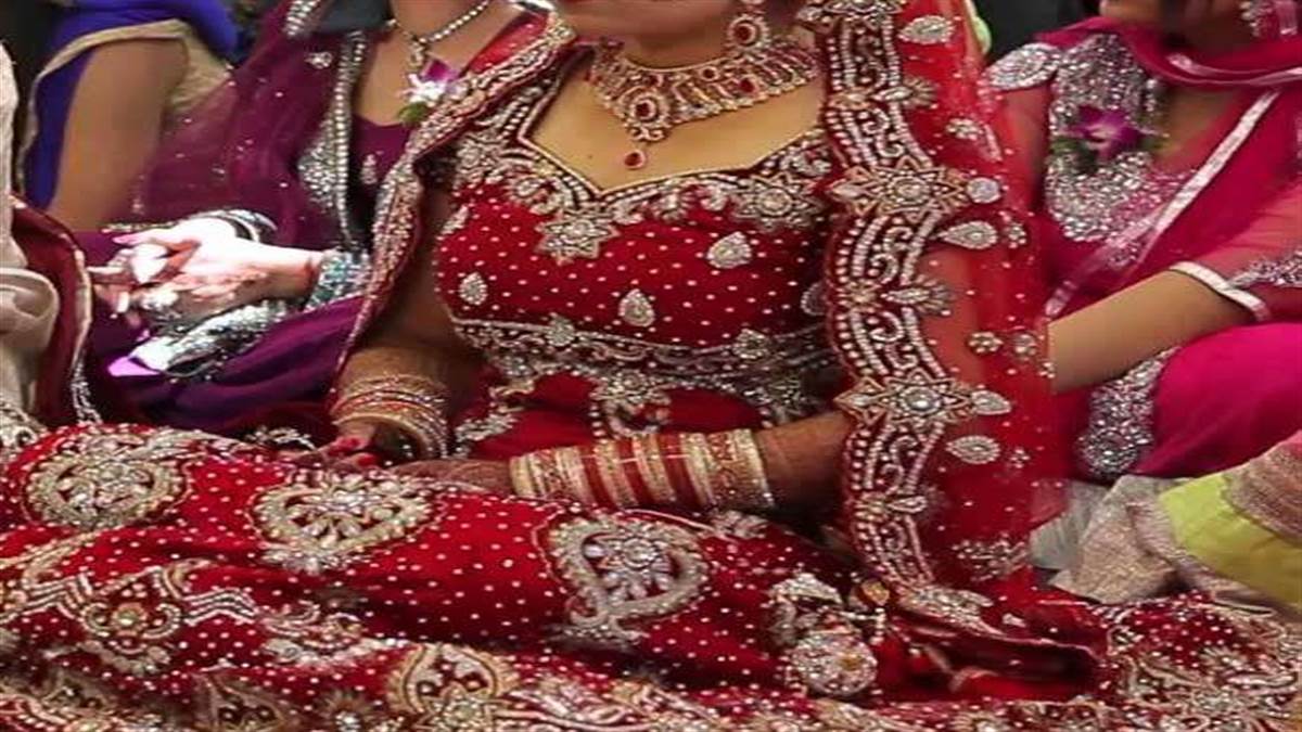 शादी के सपने सजोंकर दूल्हे का इंतजार करती रही दुल्हन: जमुनहा में नहीं पहुंची बारात, पहली पत्नी ने रोकी शादी