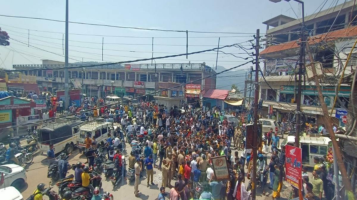 पिथौरागढ़, खटीमा, चंपावत में अग्निपथ योजना के खिलाफ युवाओं के प्रदर्शन, उत्तराखंड तक पहुंची विरोध की लहर