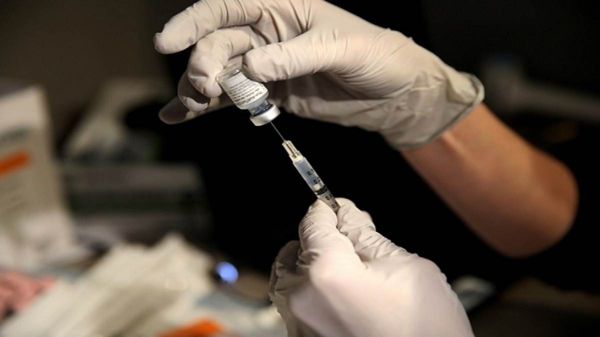 भारत की पहली स्वदेशी mRNA वैक्सीन को मिली मंजूरी, 18 साल से अधिक आयु वर्ग को लगेगा ये टीका