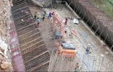 ऋषिकेश बदरीनाथ हाईवे पर हादसा: रुद्रप्रयाग में निर्माणाधीन पुल की सैटरिंग गिरने से मलबे में दबे आठ मजदूरों को निकाला, दो की मौत