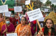 बांग्लादेश में हिंदुओं पर लगातार हमले के खिलाफ देशव्यापी प्रदर्शन, सड़कों पर उतरे लोग
