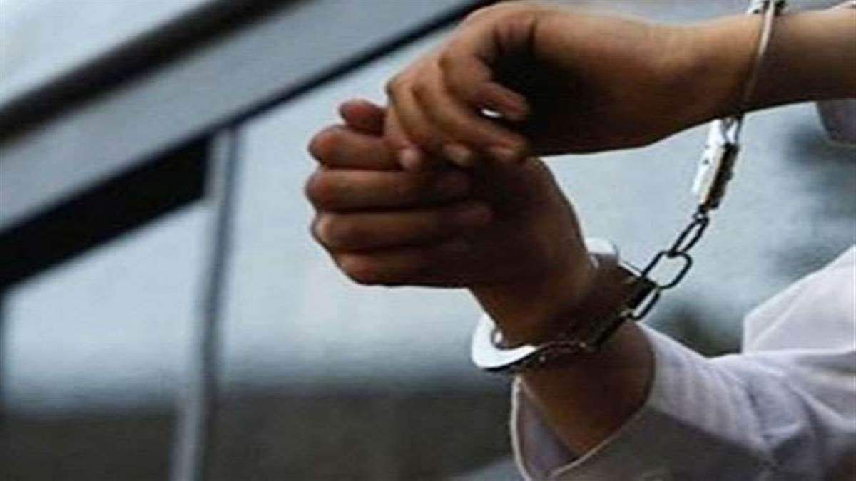 दिल्ली NCR समेत 5  राज्यों में वारदात करने वाले 2 शातिर बदमाशों को पुलिस ने किया गिरफ्तार