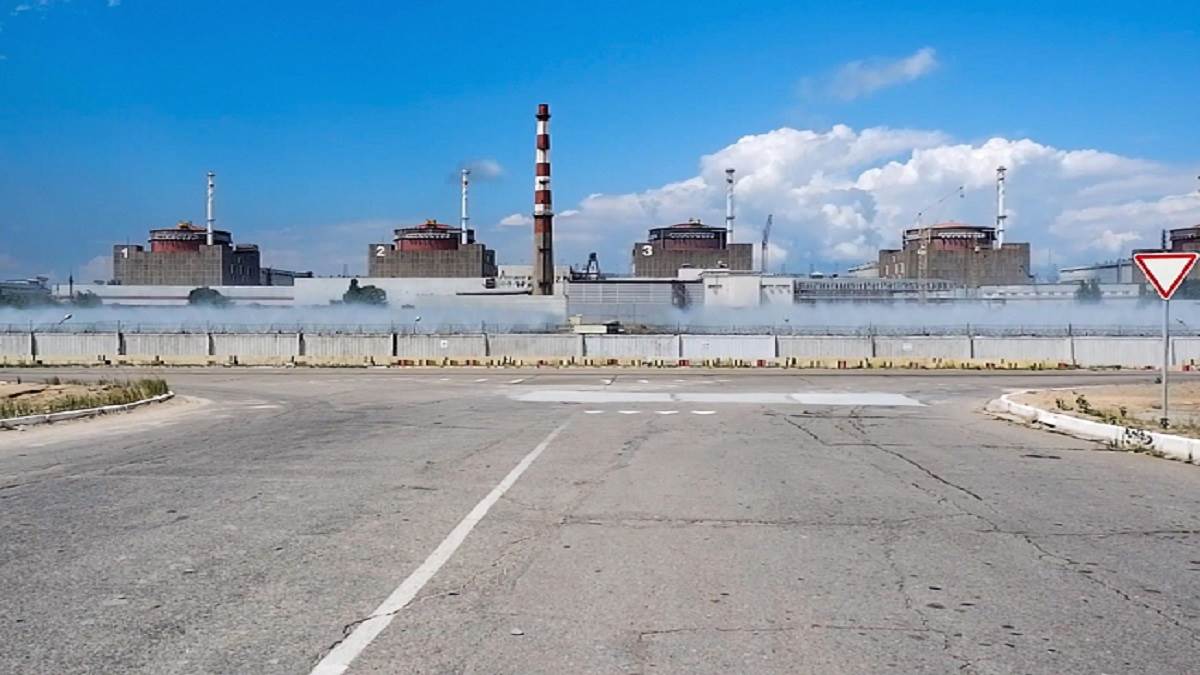 बंद हुआ यूरोप का सबसे बड़ा जापोरिज्जिया परमाणु संयंत्र, यहां जानिए पूरी डिटेल
