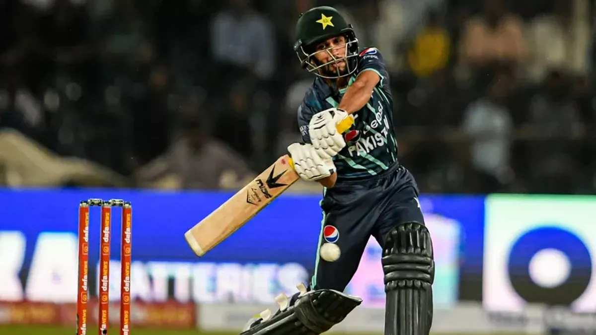 पाकिस्तान टीम को लगा बड़ा झटका, साउथ अफ्रीका के खिलाफ मैच से पहले ये स्टार प्लेयर बाहर