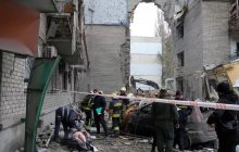 रूसी मिसाइल हमले में इमारत ध्वस्त, 6 लोगों की मौत…