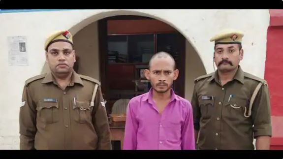 एटा में डेढ़ साल की बच्ची के साथ हैवानियत, पुलिस से बोला आरोपी- मैं नशे में था