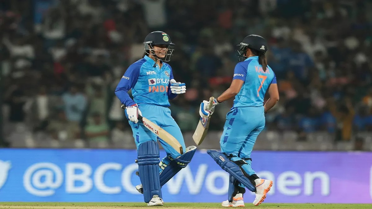भारत ने सुपर ओवर में ऑस्ट्रेलिया पर दर्ज की रोमांचक जीत, स्मृति मंधाना का तूफानी प्रदर्शन