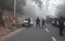 जम्मू में सुरक्षाबलों का बड़ा एक्शन, ट्रक में छुपे चार आतंकियों को मार गिराया