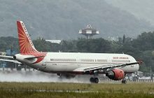 एयर इंडिया के सीईओ का कर्मचारियों को फरमान, विमान में किसी भी अनुचित व्यवहार की फौरन जानकारी दें