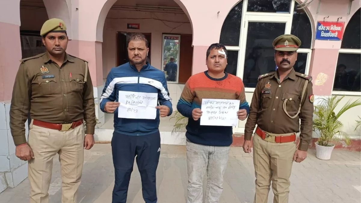 ग्रेनो वेस्ट में पुलिसकर्मियों के साथ मारपीट, एसीपी का चश्मा तोड़ा