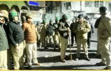 अलीगढ़ में मटन की दुकान पर दो समुदाय के बीच भिड़ंत! पत्थरबाजी में दो लोग घायल, पुलिस फोर्स तैनात