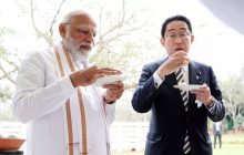 PM मोदी ने जापानी पीएम फुमियो किशिदा को खिलाए गोलगप्पे, लस्सी का भी चखाया स्वाद